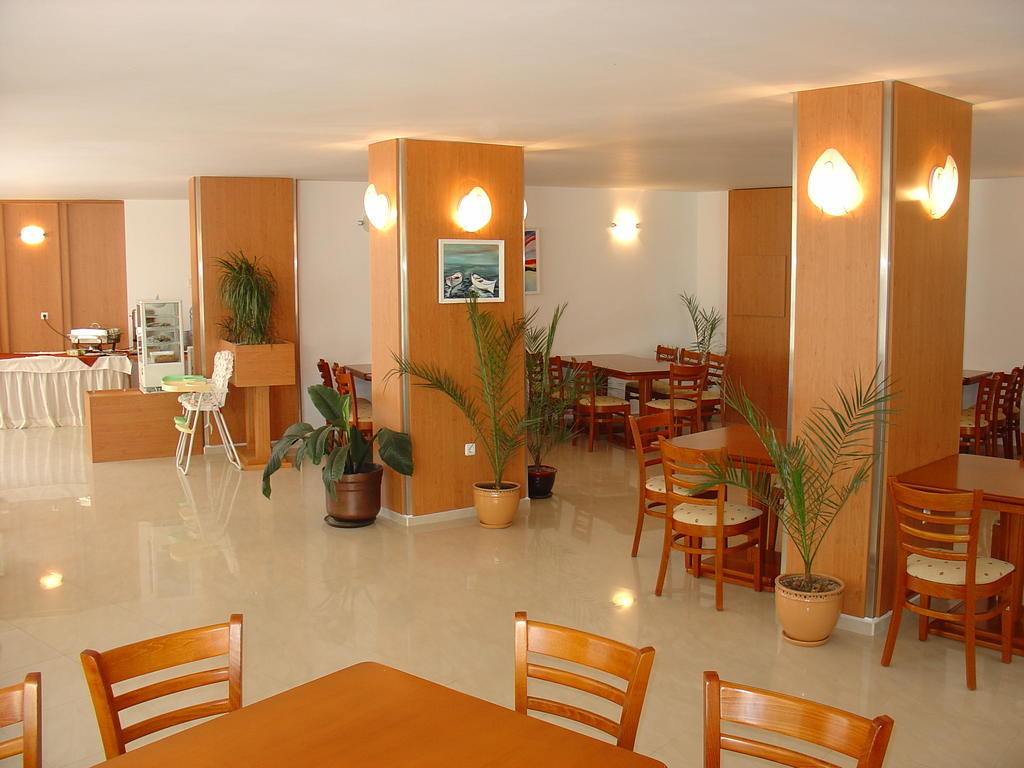 Colosseum 2 Aparthotel Sunny Beach Dış mekan fotoğraf
